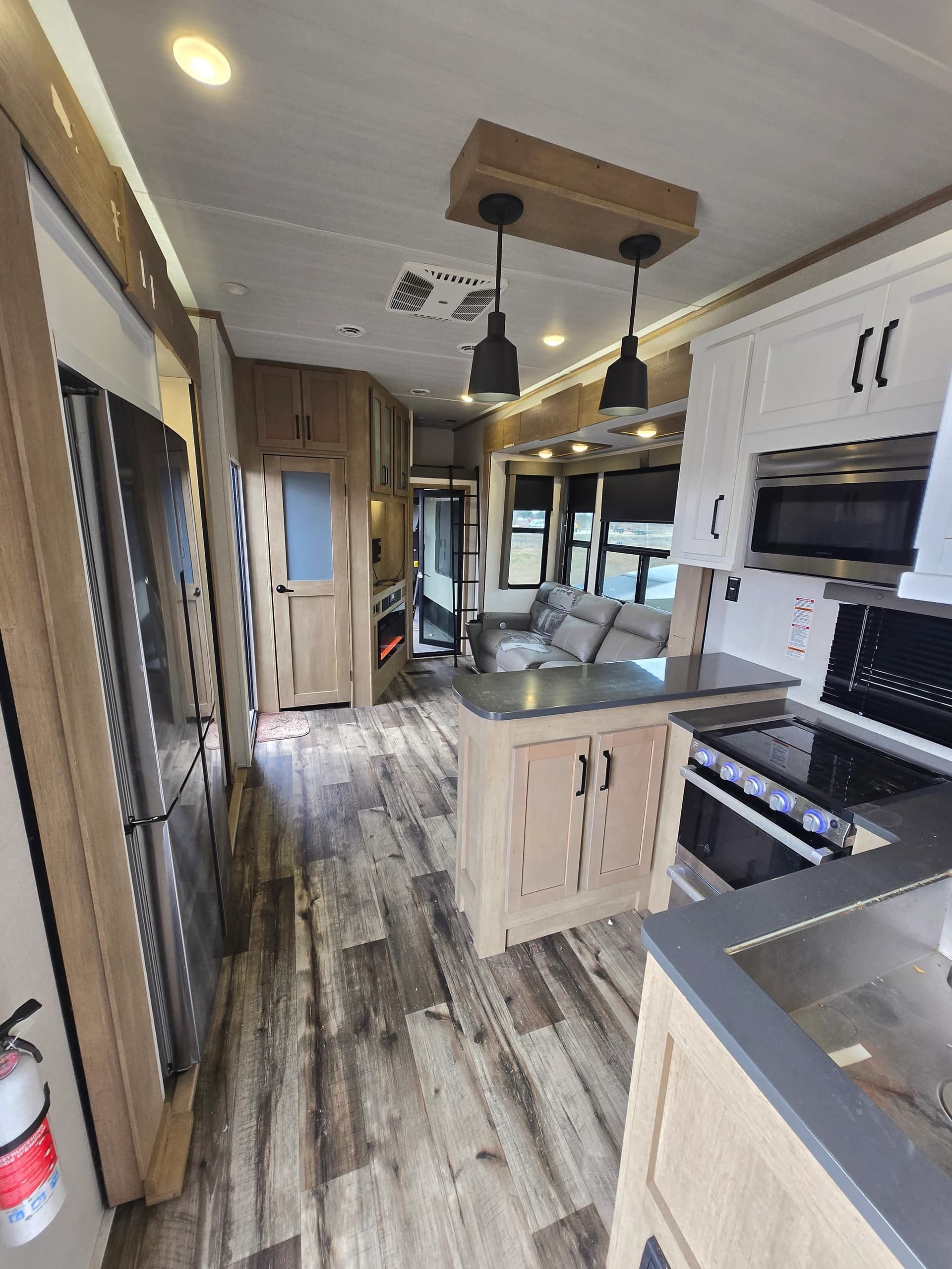 2022 Keystone Raptor