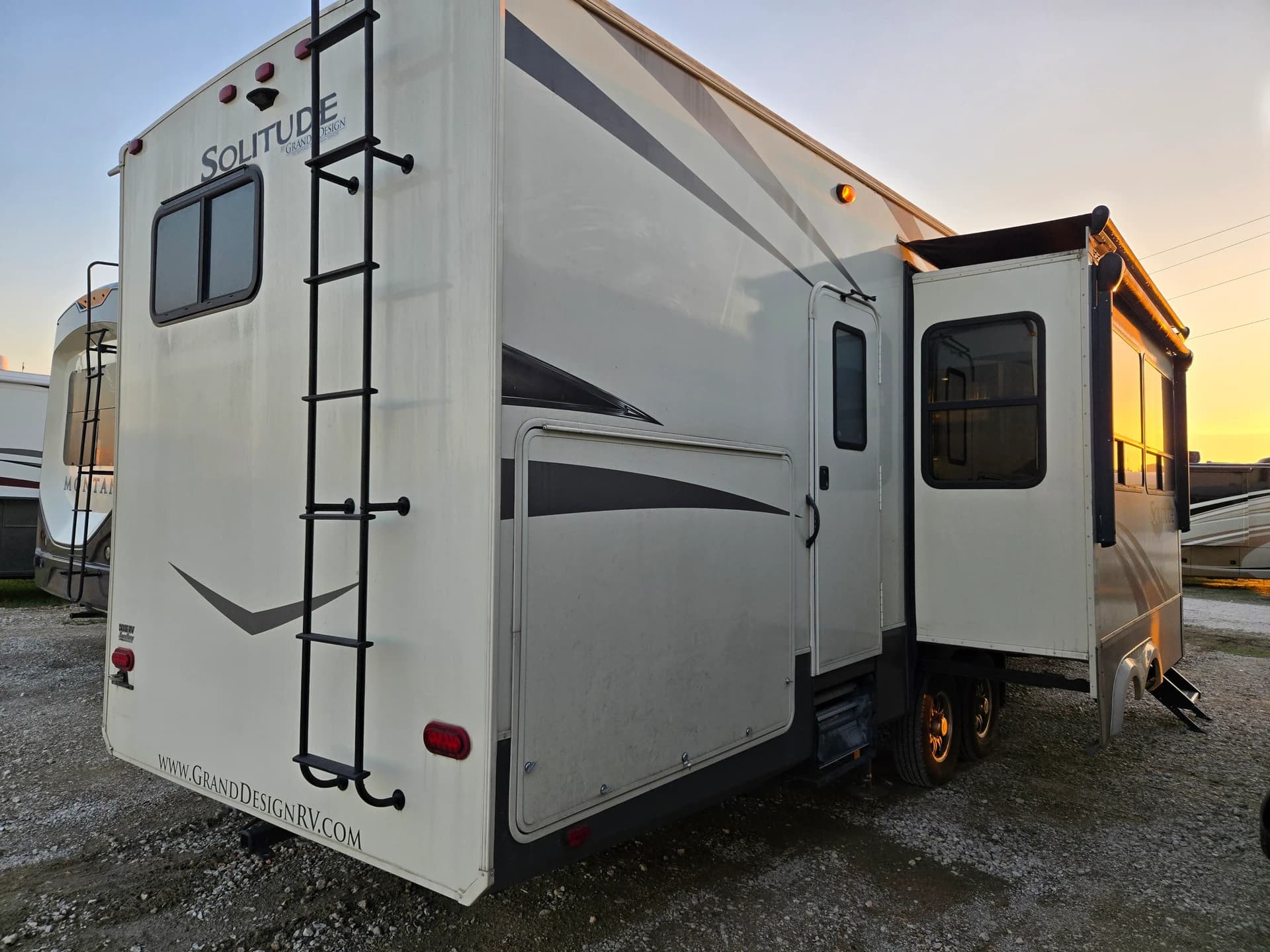 2019 Grand Design 3740BH