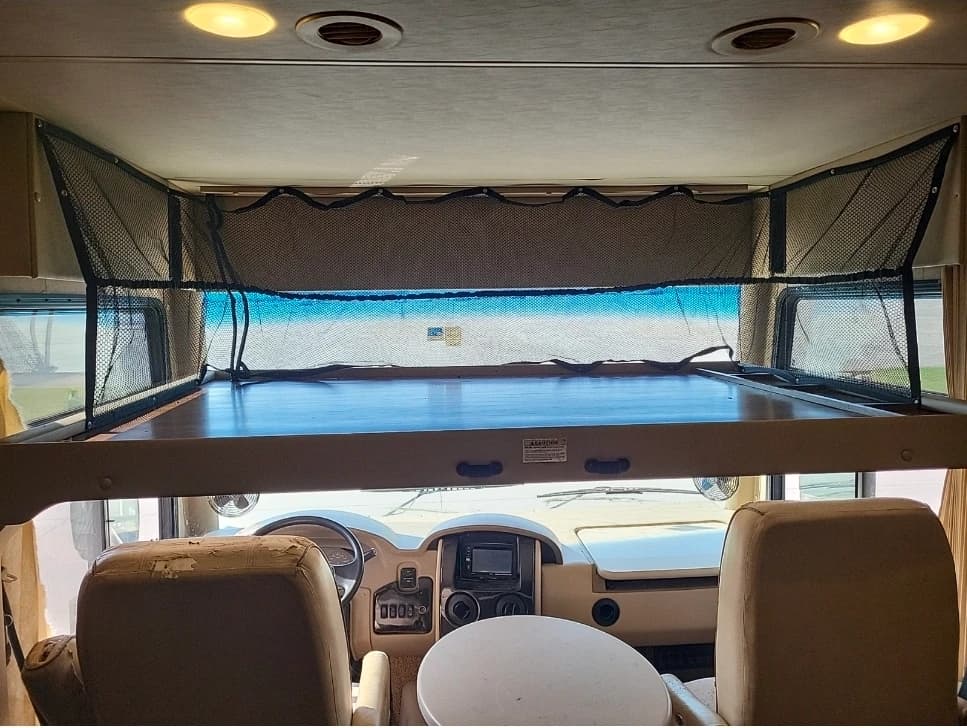 2015 Thor Challenger 37K