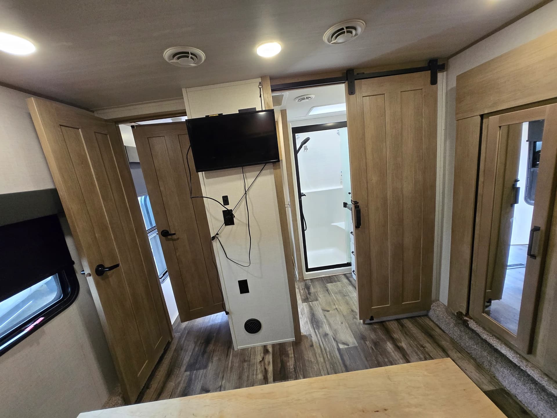 2022 Keystone Raptor 429