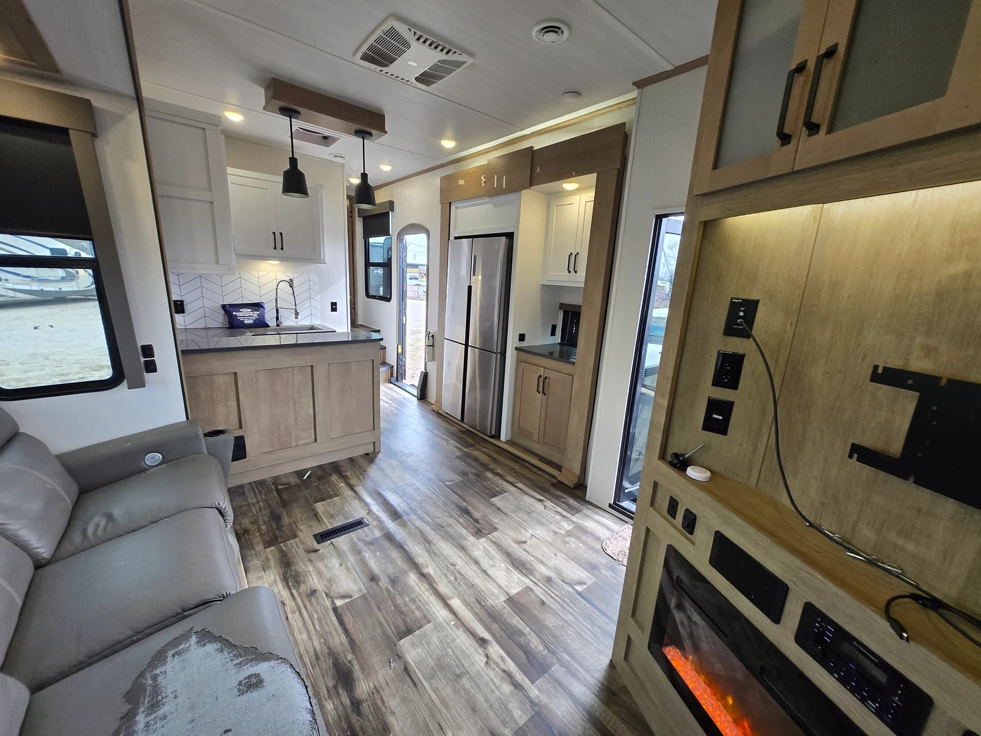 2022 Keystone Raptor