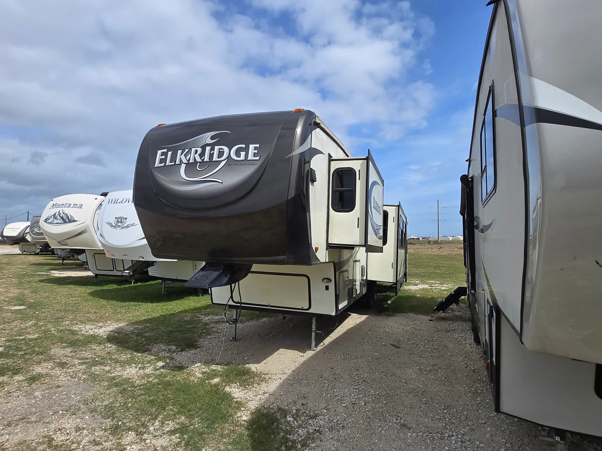 2015 Heartland Elkridge 37ULTA