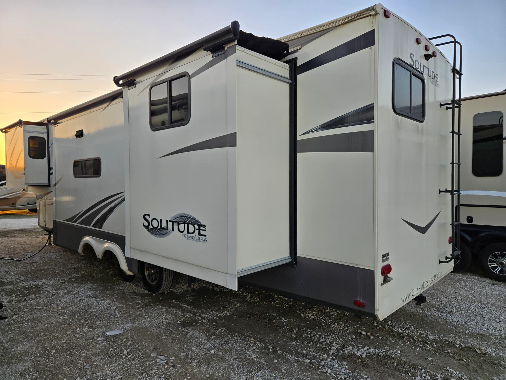 2019 Grand Design 3740BH