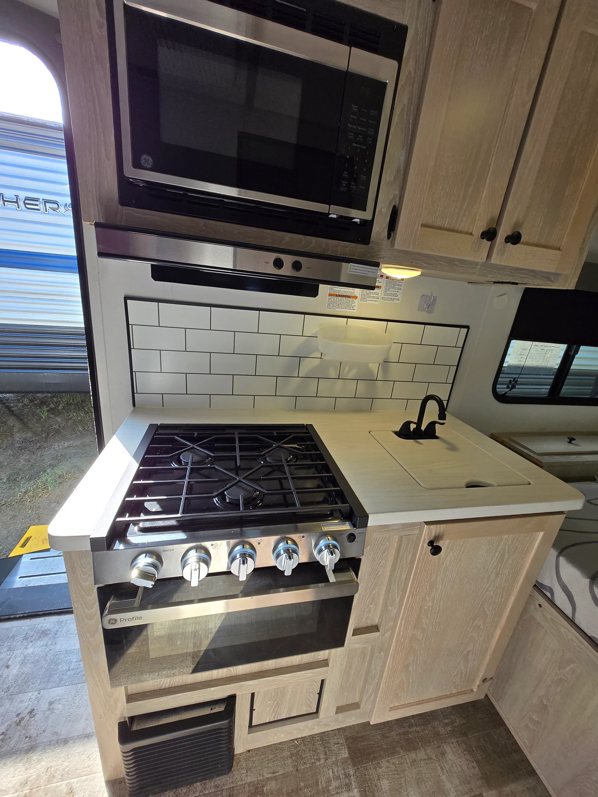 2025 Riverside Xplorer 165X