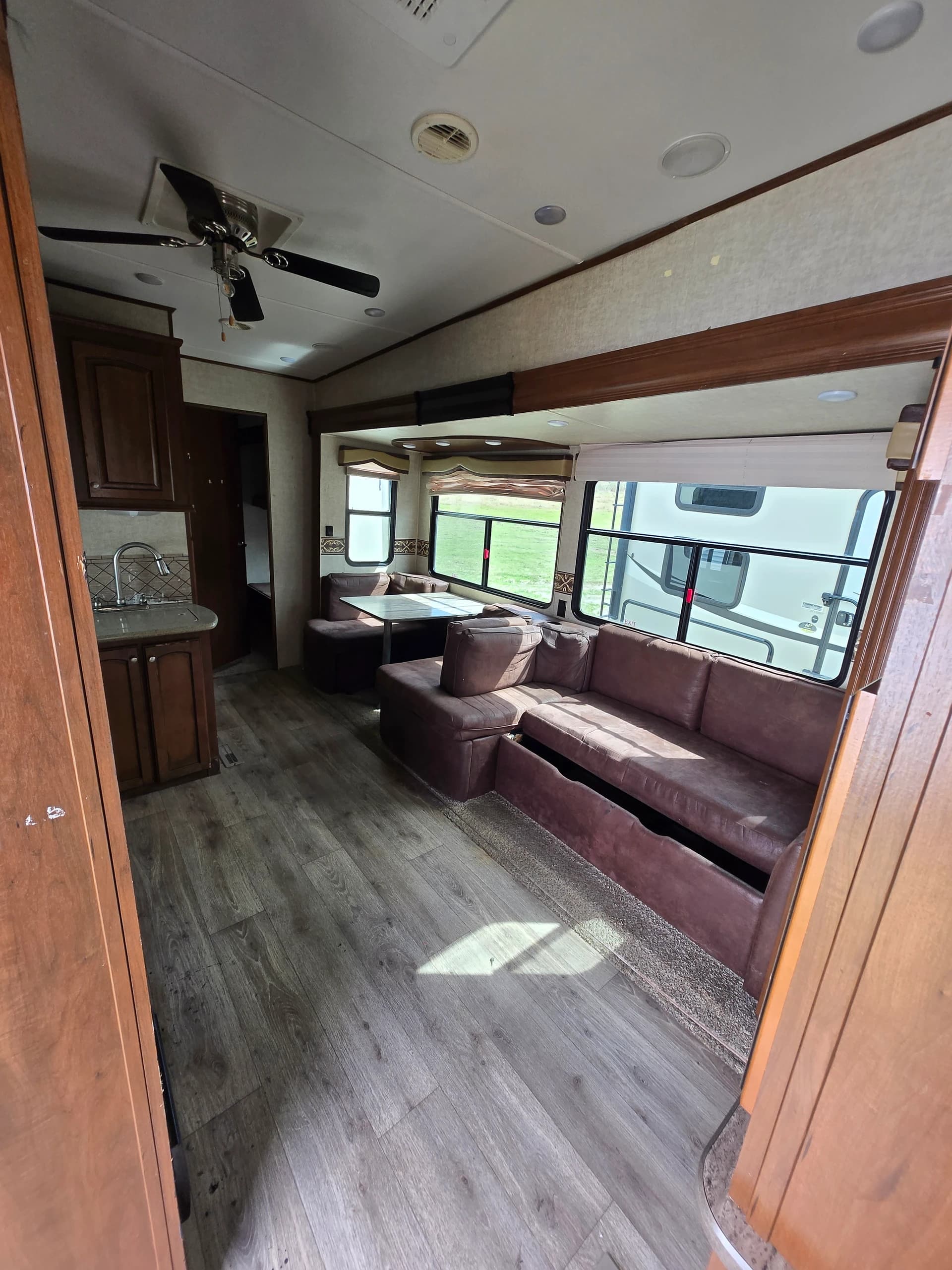 2015 Heartland Elkridge 37ULTA