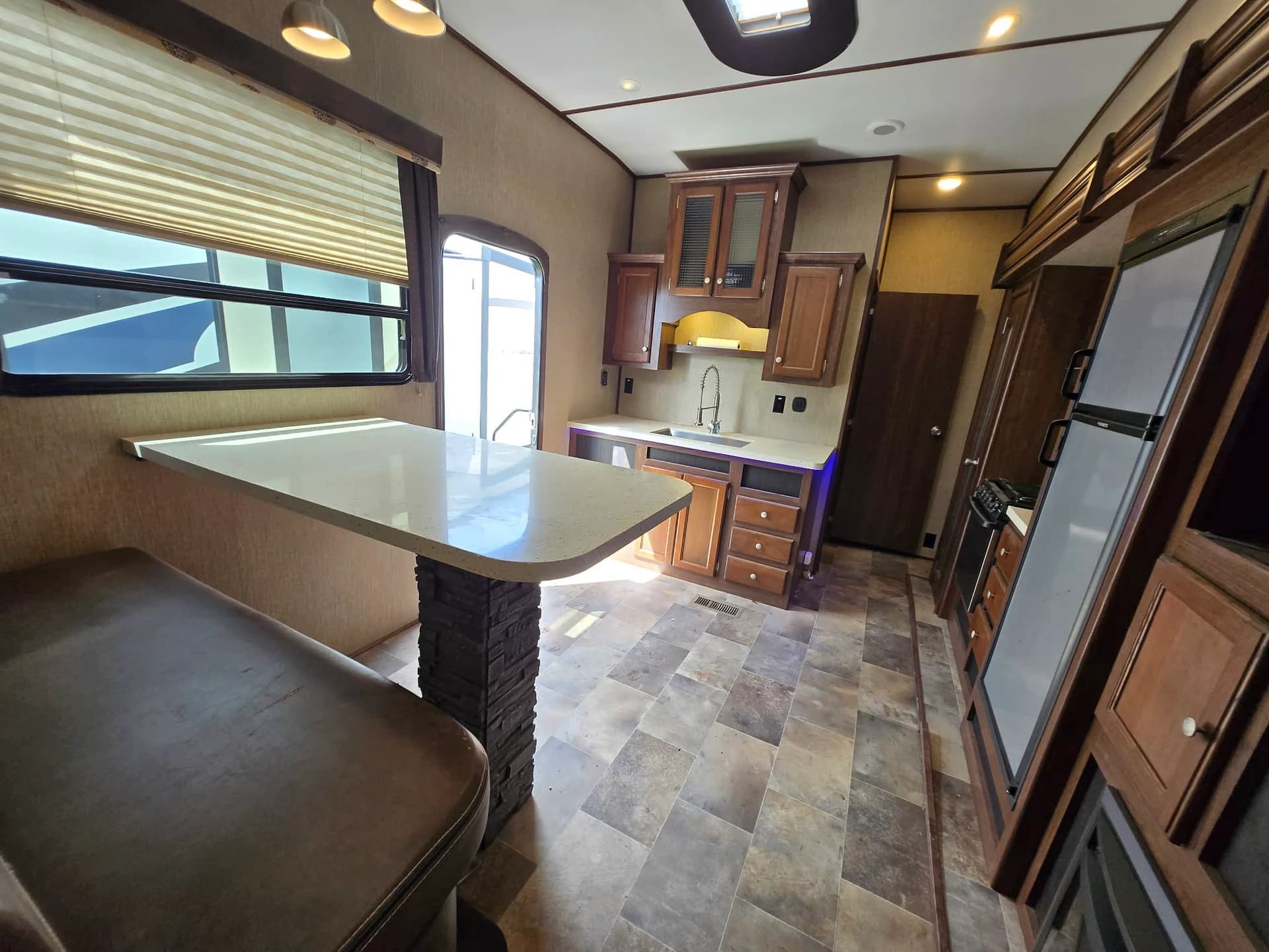 2018 Keystone Sprinter 359FWMPR