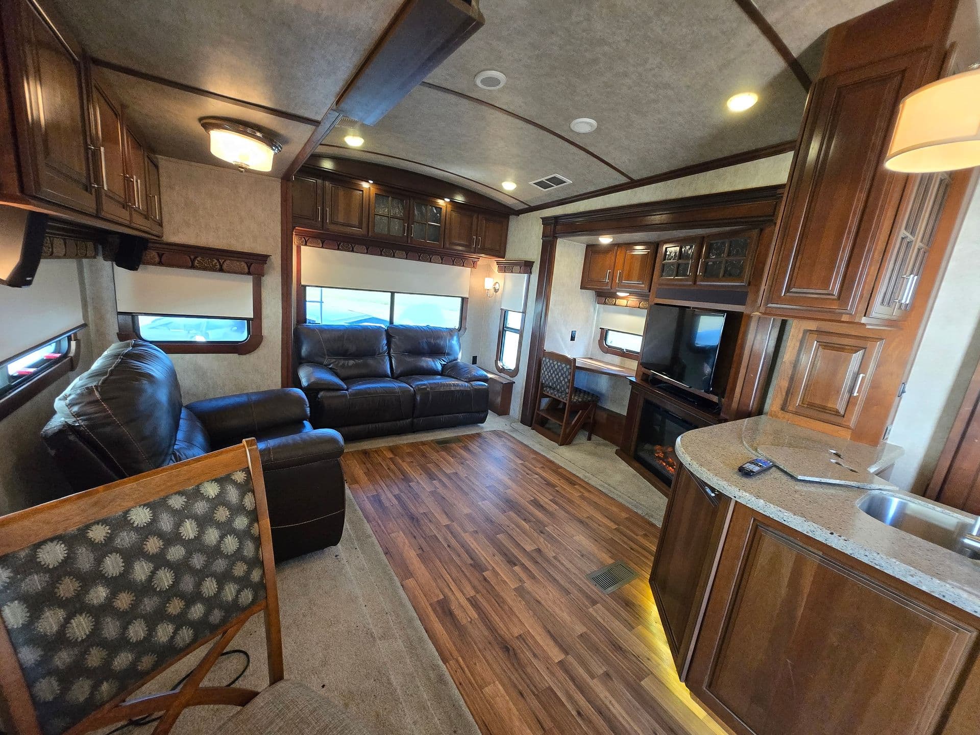 2015 Keystone Montana Big Sky 382RL