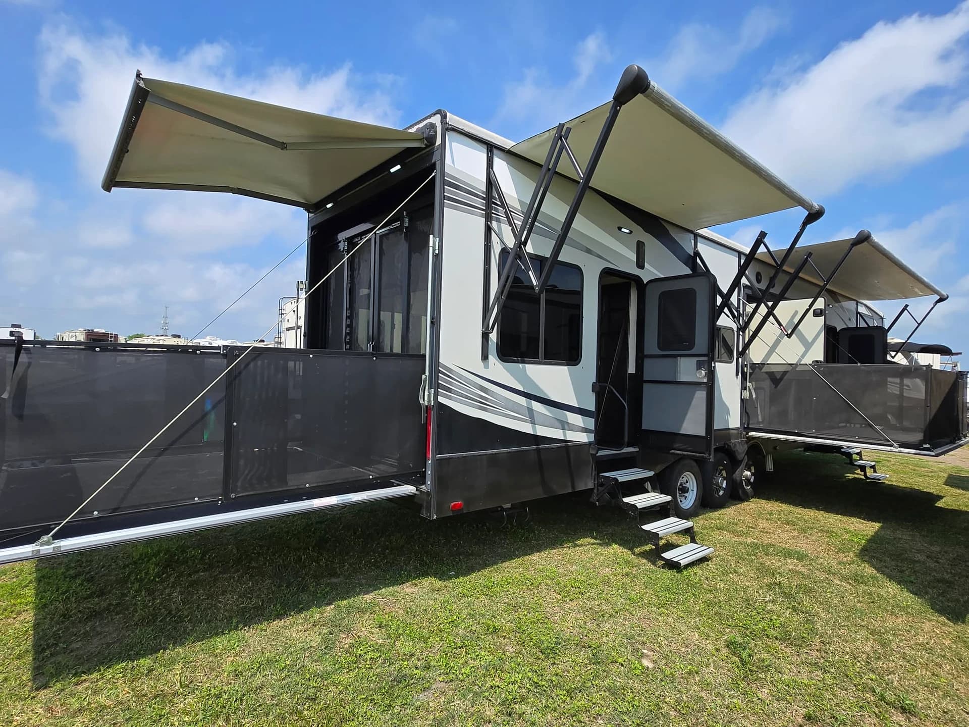 2019 Heartland Cyclone 4270