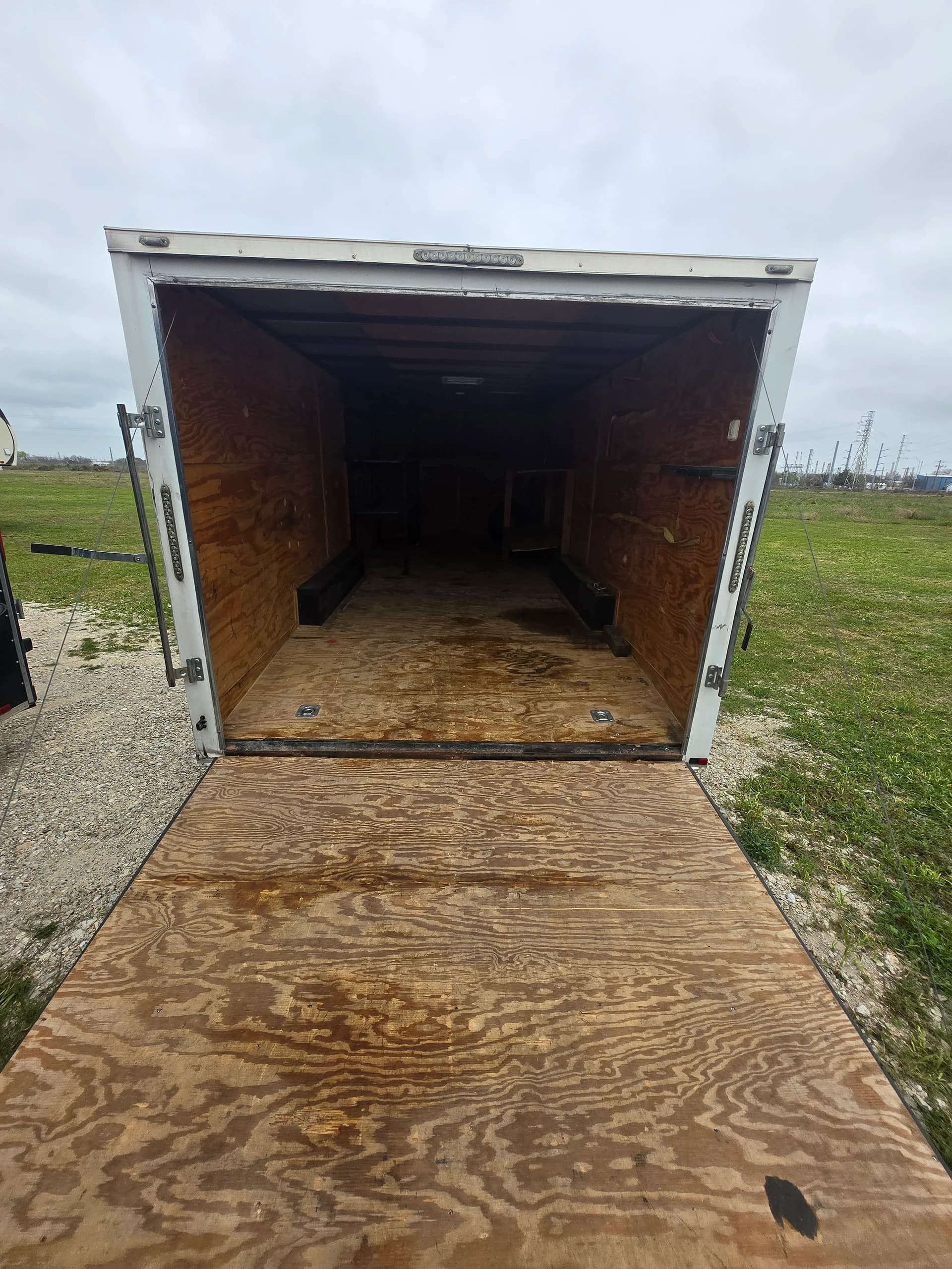2019 Clark United 85X20