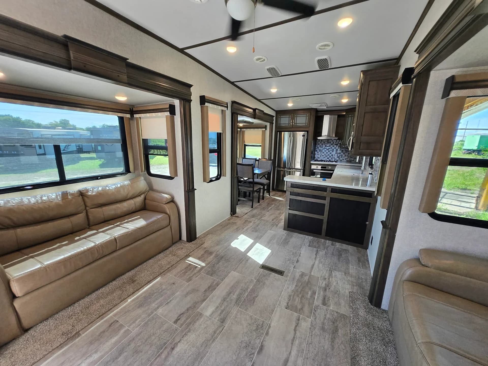 2019 Keystone Montana 3701LK