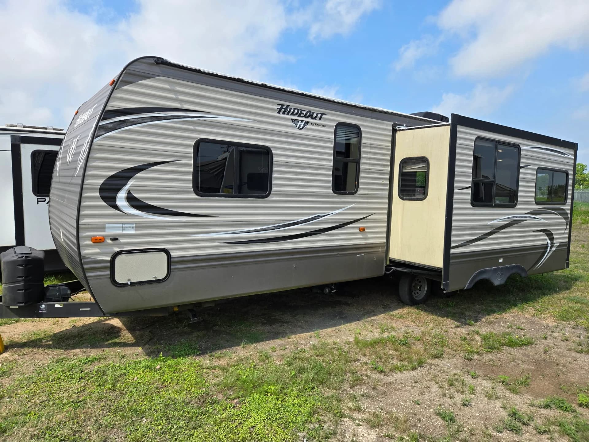 2024 Keystone Hideout 26RLS