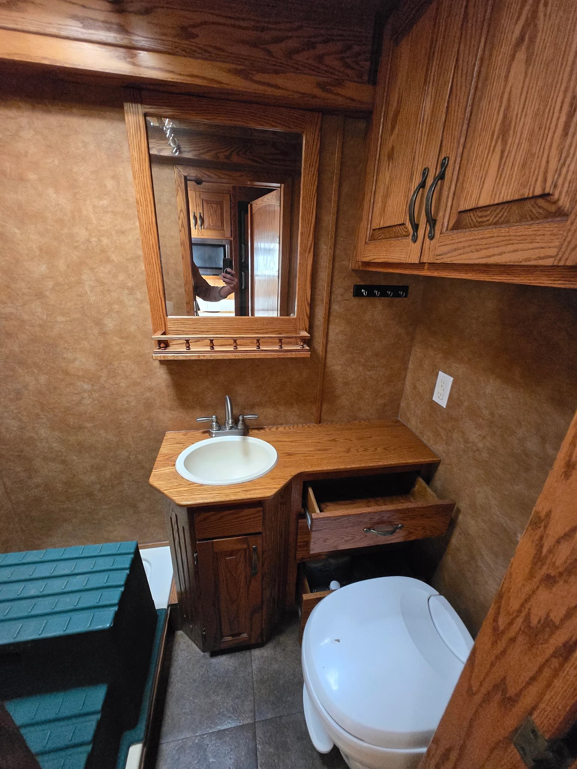 2004 Featherlite 4941 86X40