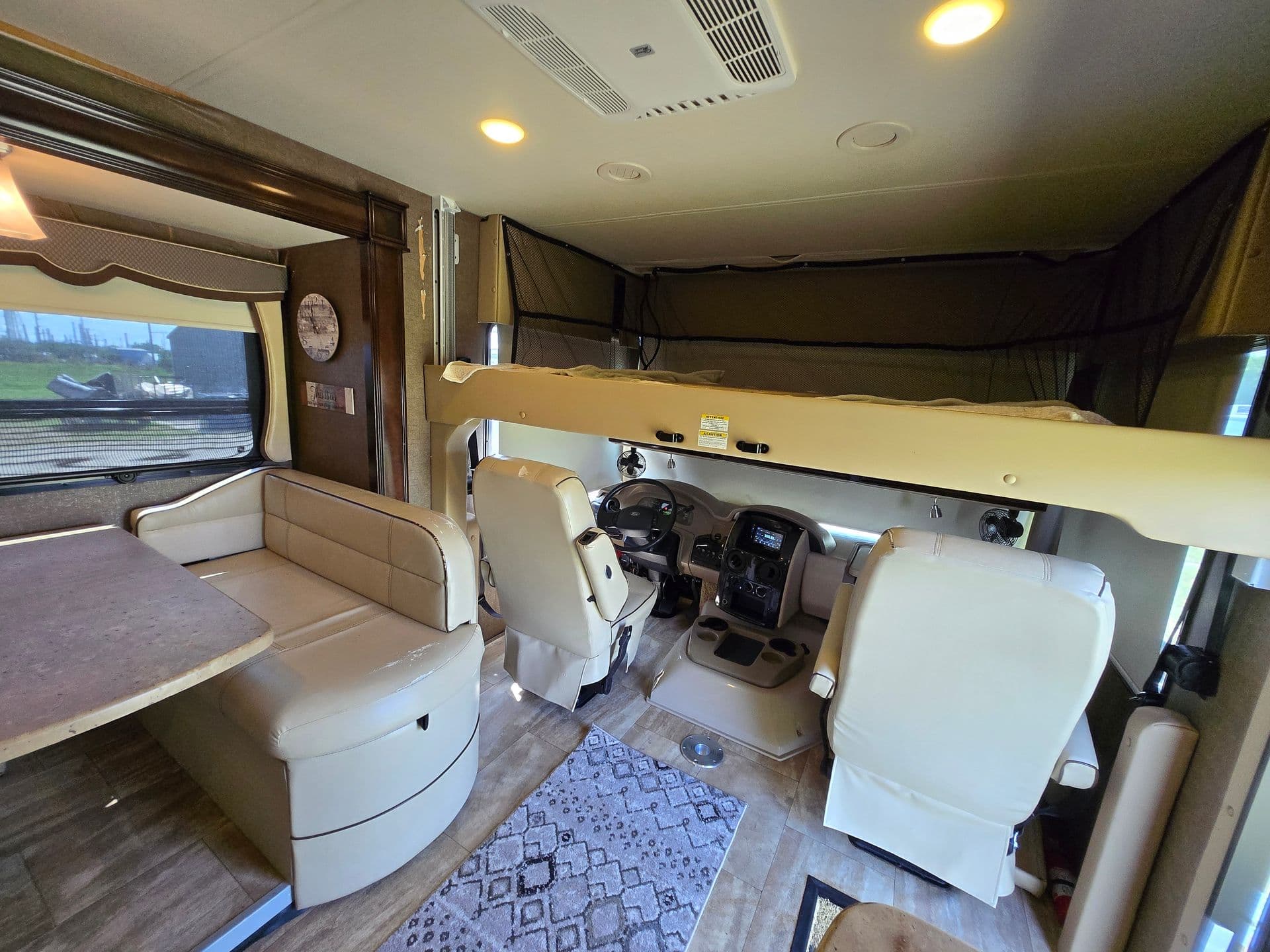 2017 Thor Challenger 37LX