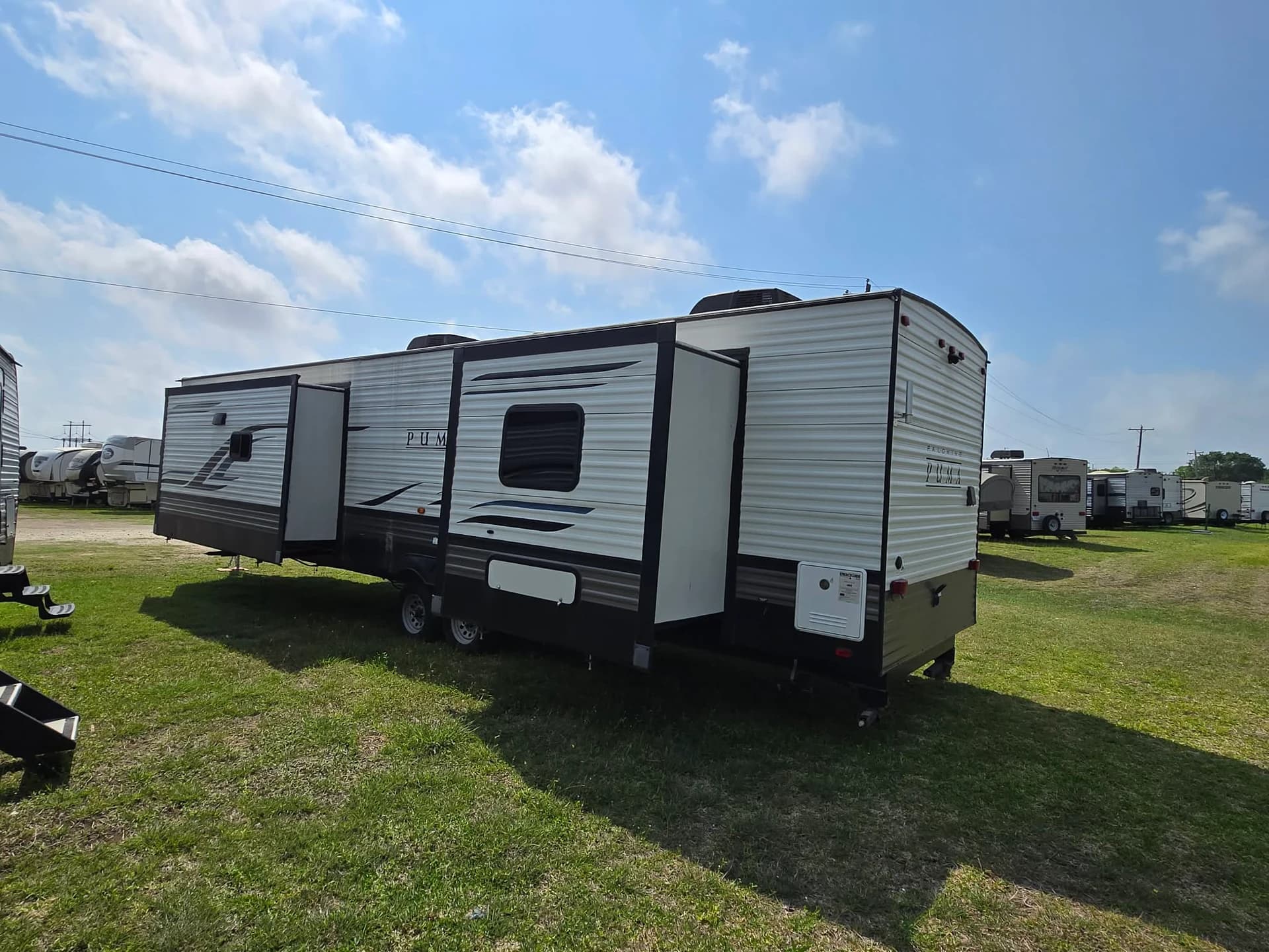 2024 Keystone Hideout 26RLS