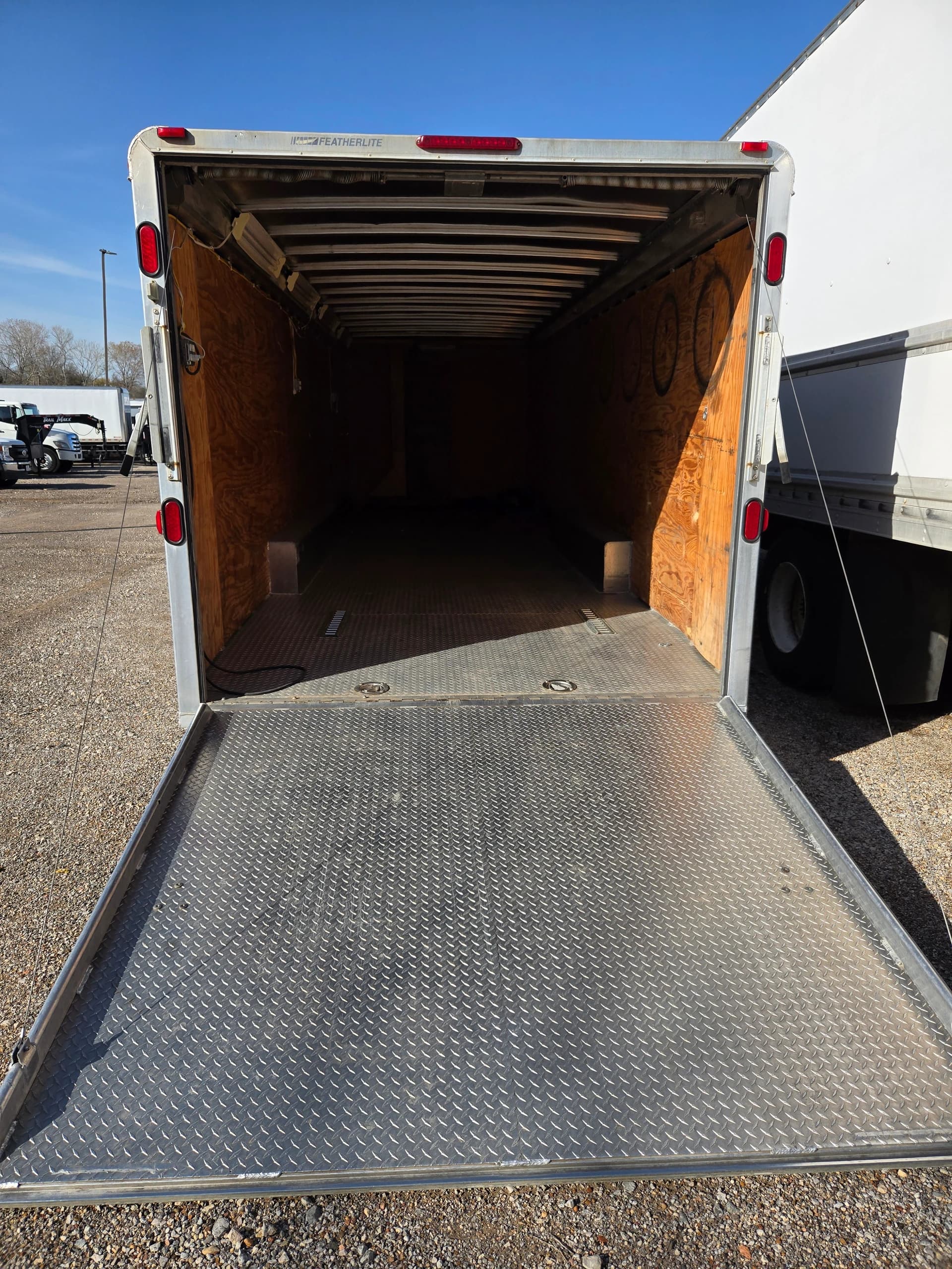 2004 Featherlite 4941 86X40