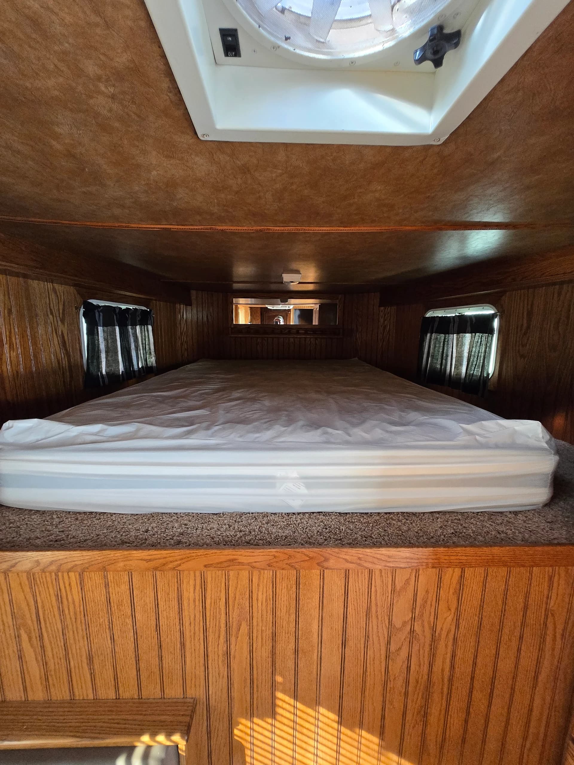 2004 Featherlite 4941 86X40