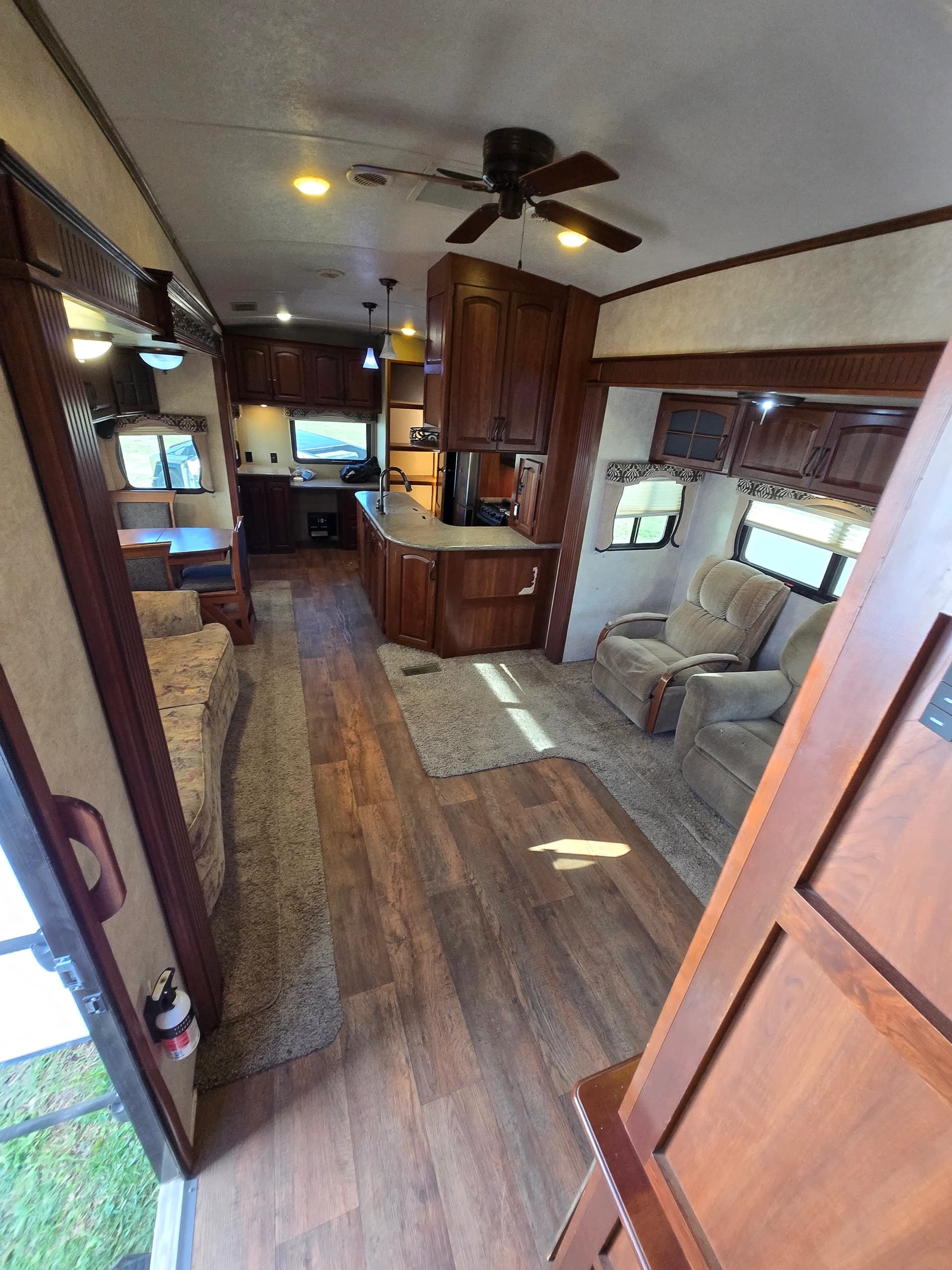 2015 Keystone Montana 3735MK