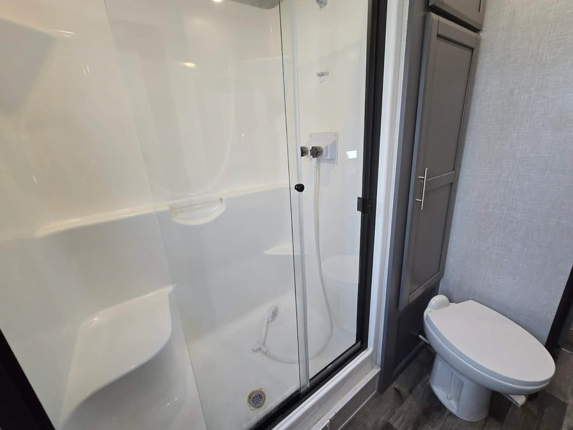 2022 Keystone Volante 3851FL