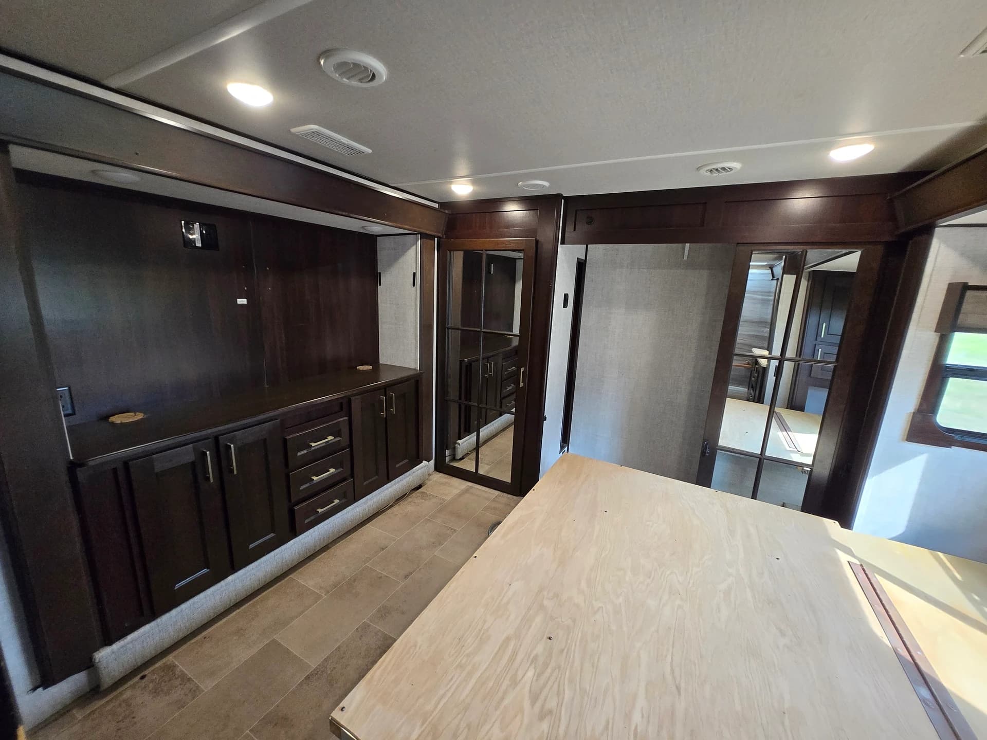 2021 Palomink Columbus 388FK