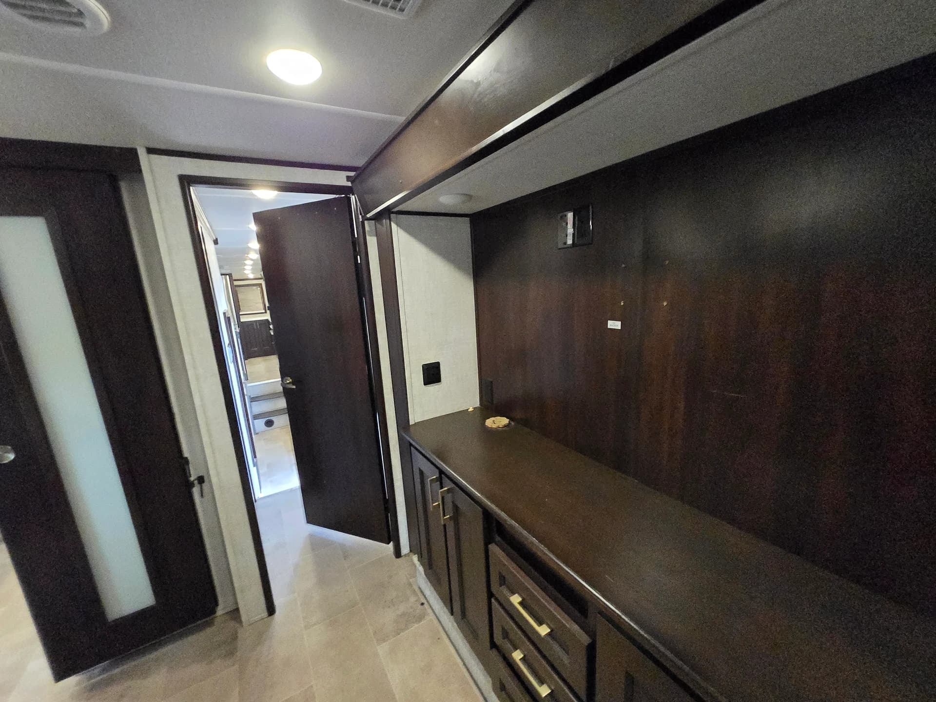 2021 Palomink Columbus 388FK